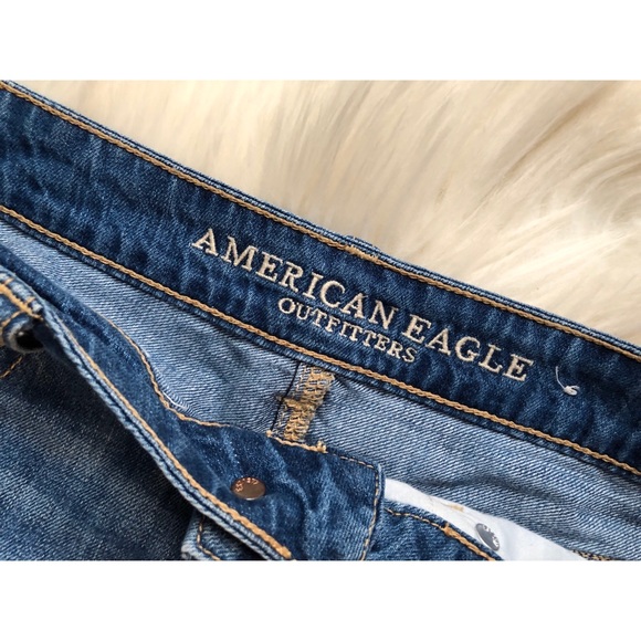 American Eagle Shorts - Picture 2 of 5